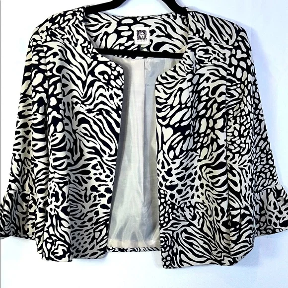 Anne Klein Black and White animal, print jacket size small lined flare sleeve - Picture 1 of 6